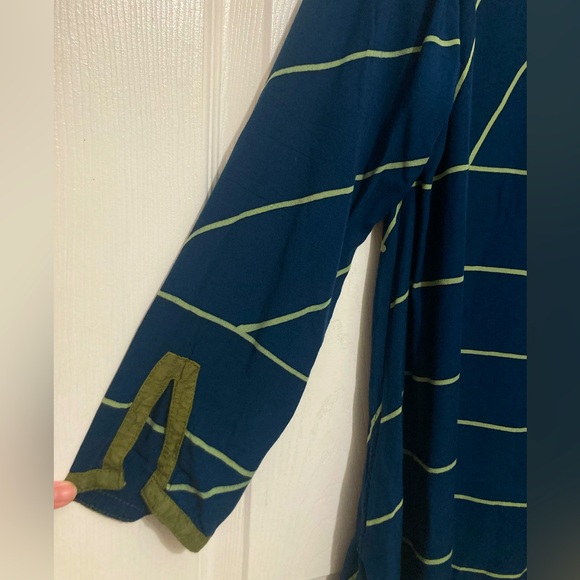 Blue Sky tunic - Picture 3 of 4